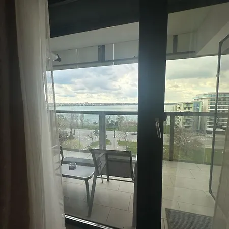 Ini And Sea View Iaki * Mamaja