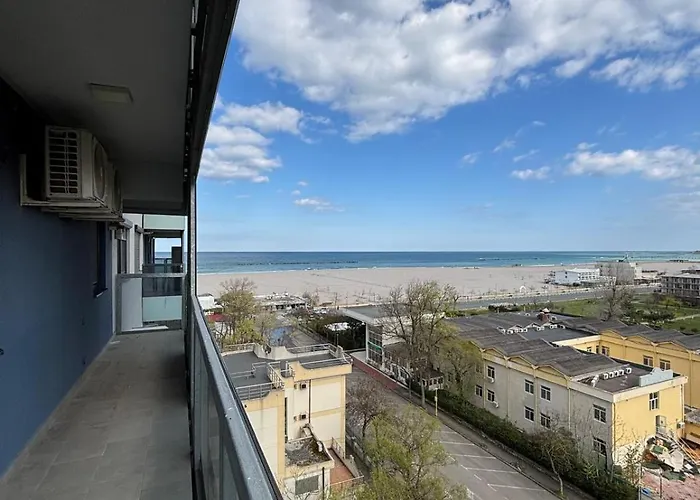 Ini And Sea View Iaki Mamaia